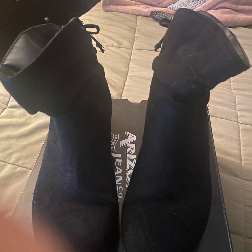 Arizona Booties - Picture 3 of 6